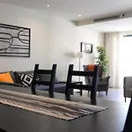 Lux Apartment with Pool&Garage